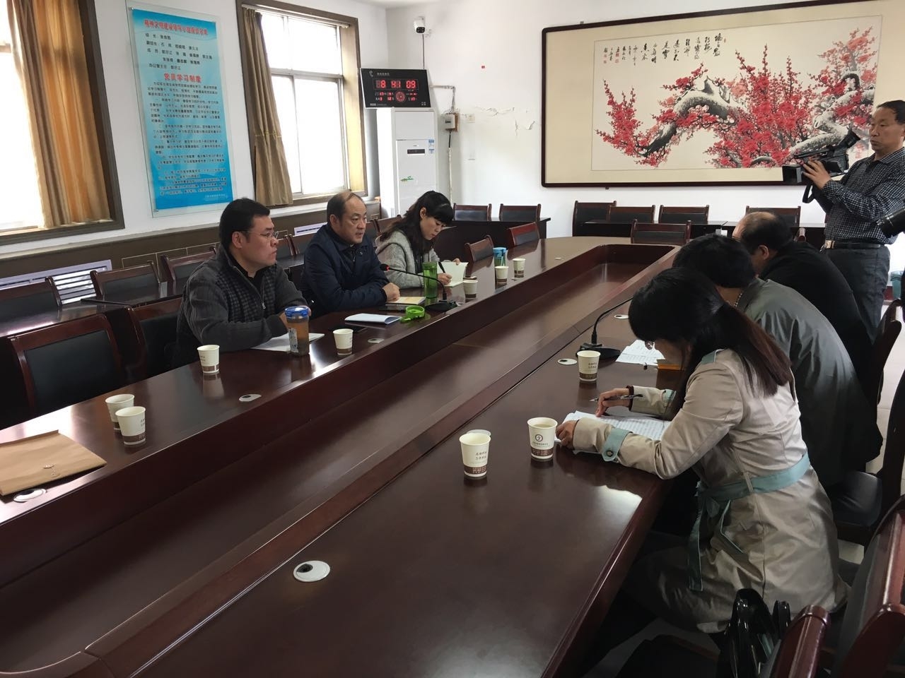 卫辉教育专干及负责人座谈.jpg 卫辉教育专干及负责人座谈.jpg