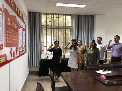 8eb4c5750ef198ddfd57f477a58f316.jpg 8eb4c5750ef198ddfd57f477a58f316.jpg